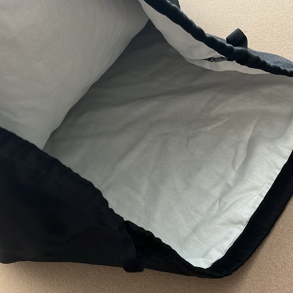 🆕 VERSACE Large Black Dust Bag- Lined - Picture 11 of 11